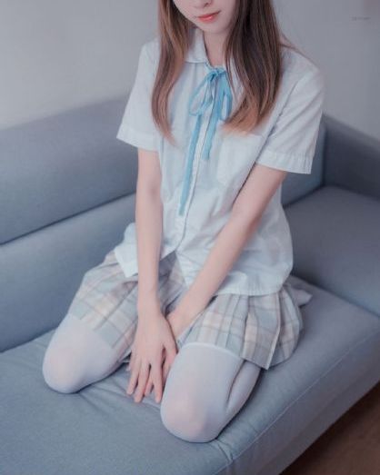 日韩三级专区_720在线视频观看